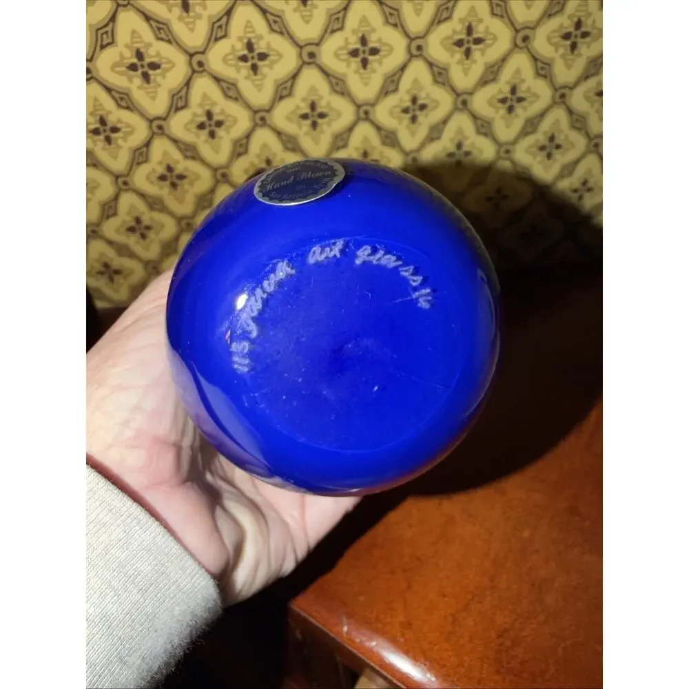 Fantastic Garcia art glass bud vase, signed Garcia Dark Blue & Black 8 1/2 Inch‎